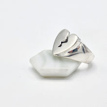  Love Heartbreak Ring 925 Silver