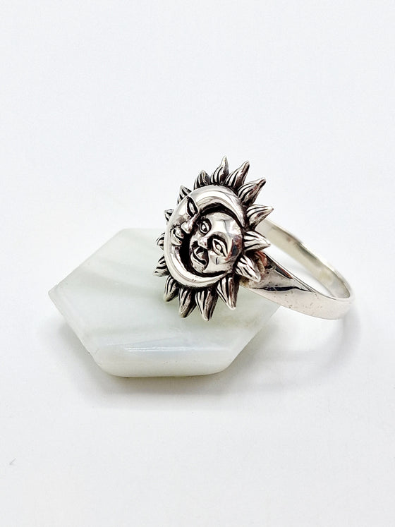 925 Sterling Silver Chunky Sun and Moon Ring