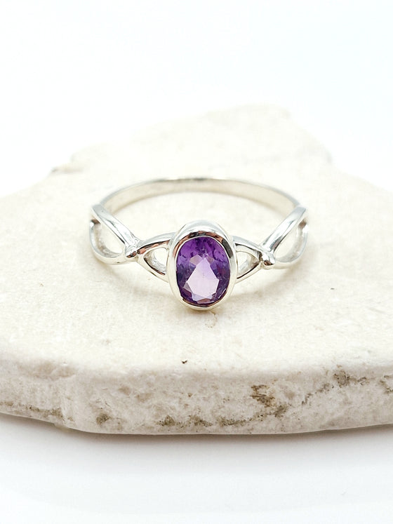 Amethyst Twist Silver Ring