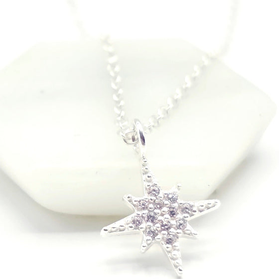 Star-shaped necklace with clear stones made with 925 silver