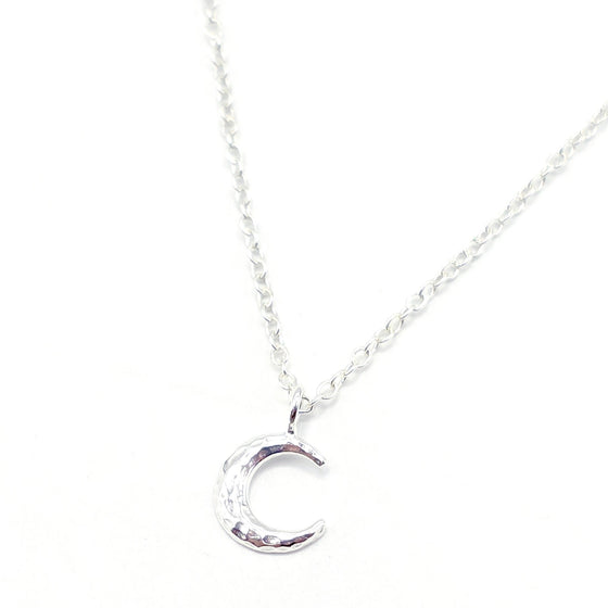 Lunar Whisper 925 Silver Crescent Necklace – Hammered Finish, Hypoallergenic 20-Inch Chain