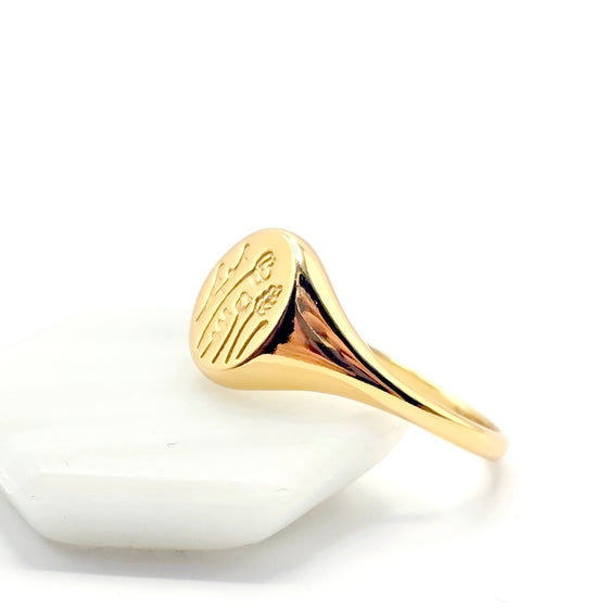 Wild Flower Etched Signet Ring | 18k Gold Plated 925 Silver