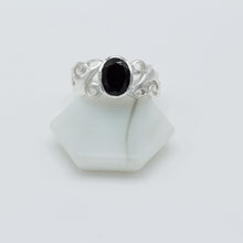  Black Onyx Vine Silver Ring