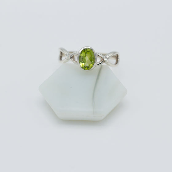 Peridot Twisted Silver Ring